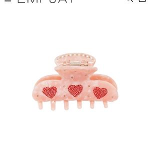 Emi Jay sweetheart clip in love bug